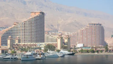 3 أماكن سياحية في العين السخنة هتغير فكرتك عنها تماماً! 🧗♂️⛪